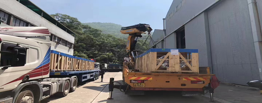 美国快递被税125%？